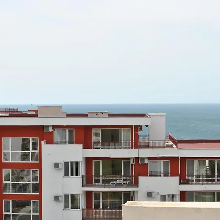 아파트 Crown Fort Black Coast Studio Apartment *