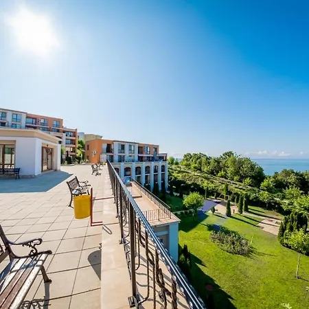 Crown Fort Black Coast Studio Apartment