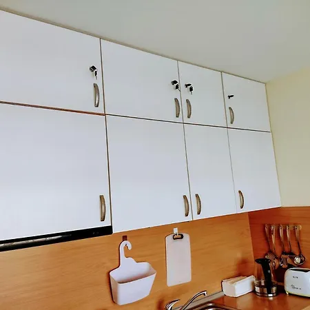 아파트 Crown Fort Black Coast Studio Apartment
